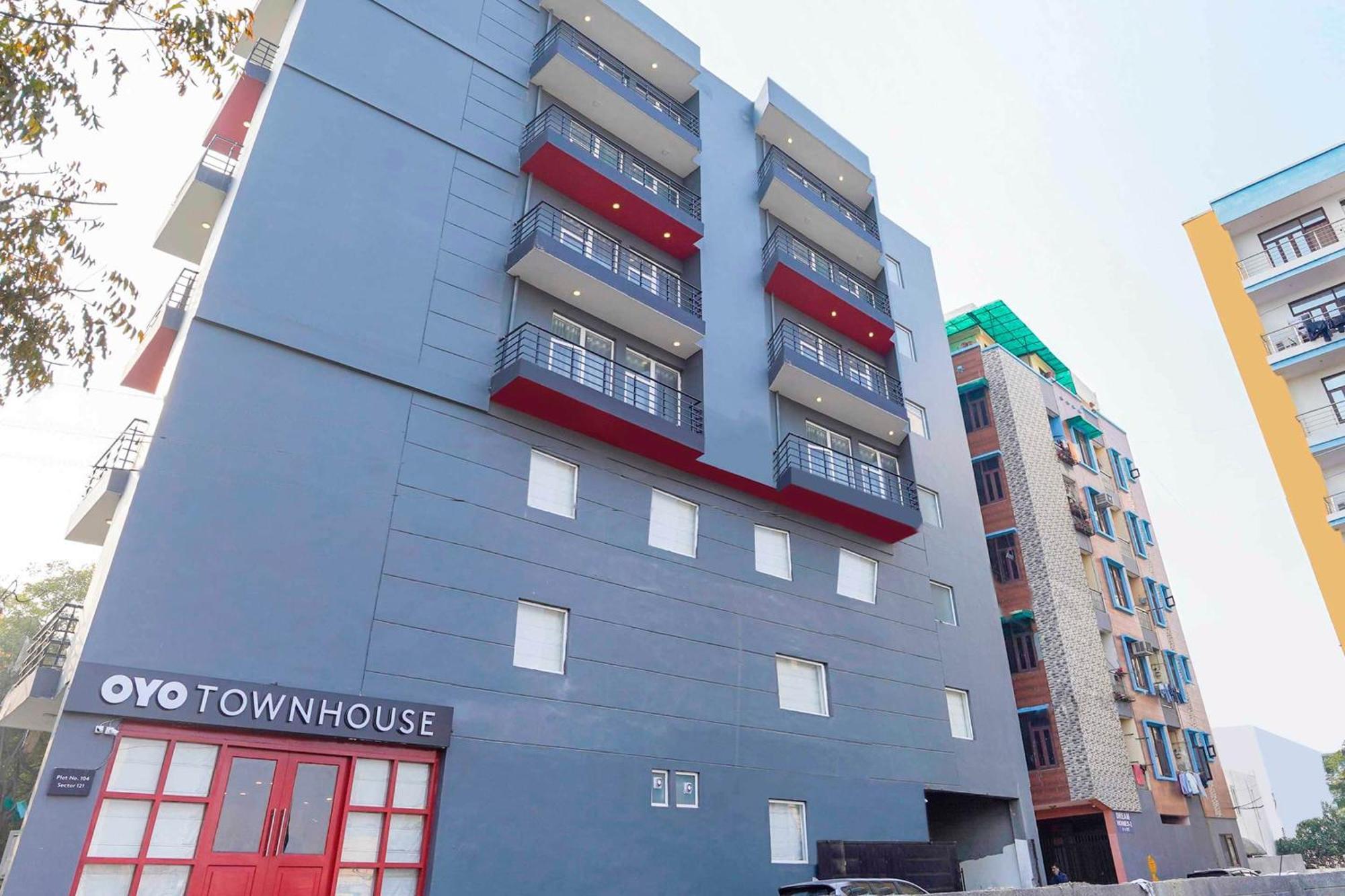 Super Townhouse O Hotel Aditya Residency Near Parthala Over Bridge Sector 121 Noida Indirapuram Kültér fotó