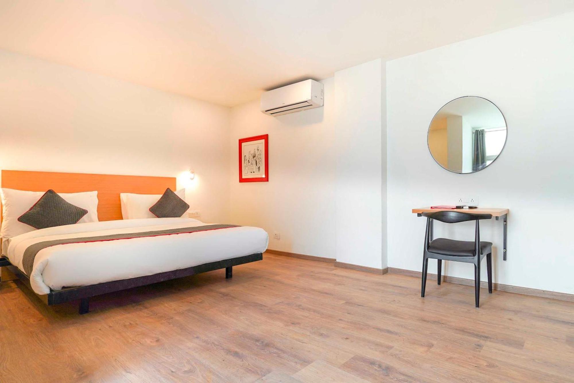 Super Townhouse O Hotel Aditya Residency Near Parthala Over Bridge Sector 121 Noida Indirapuram Kültér fotó