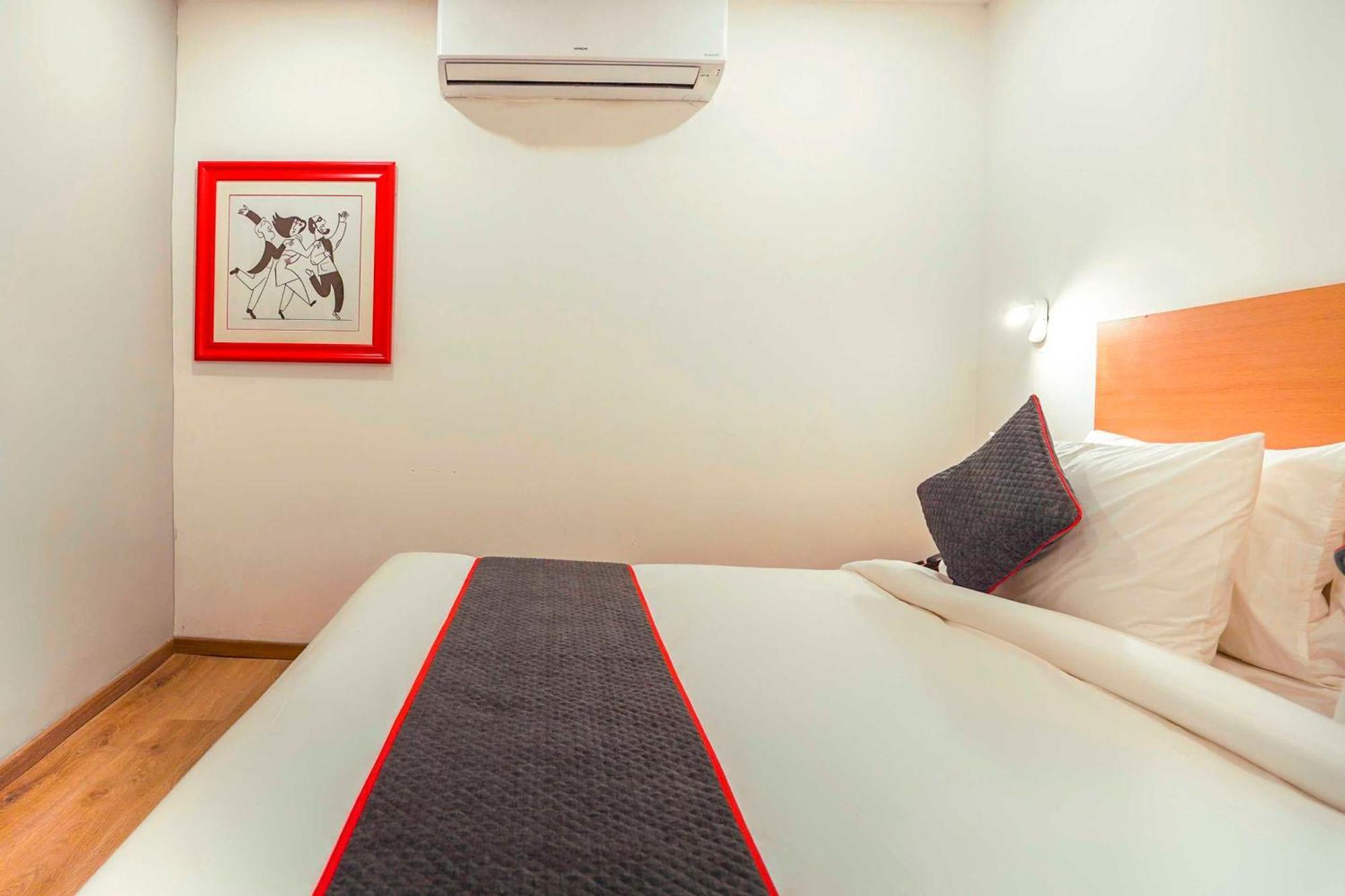 Super Townhouse O Hotel Aditya Residency Near Parthala Over Bridge Sector 121 Noida Indirapuram Kültér fotó